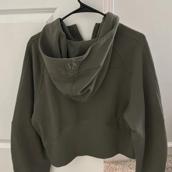 Lululemon Scuba Quarter Zip - Picture 5 of 5